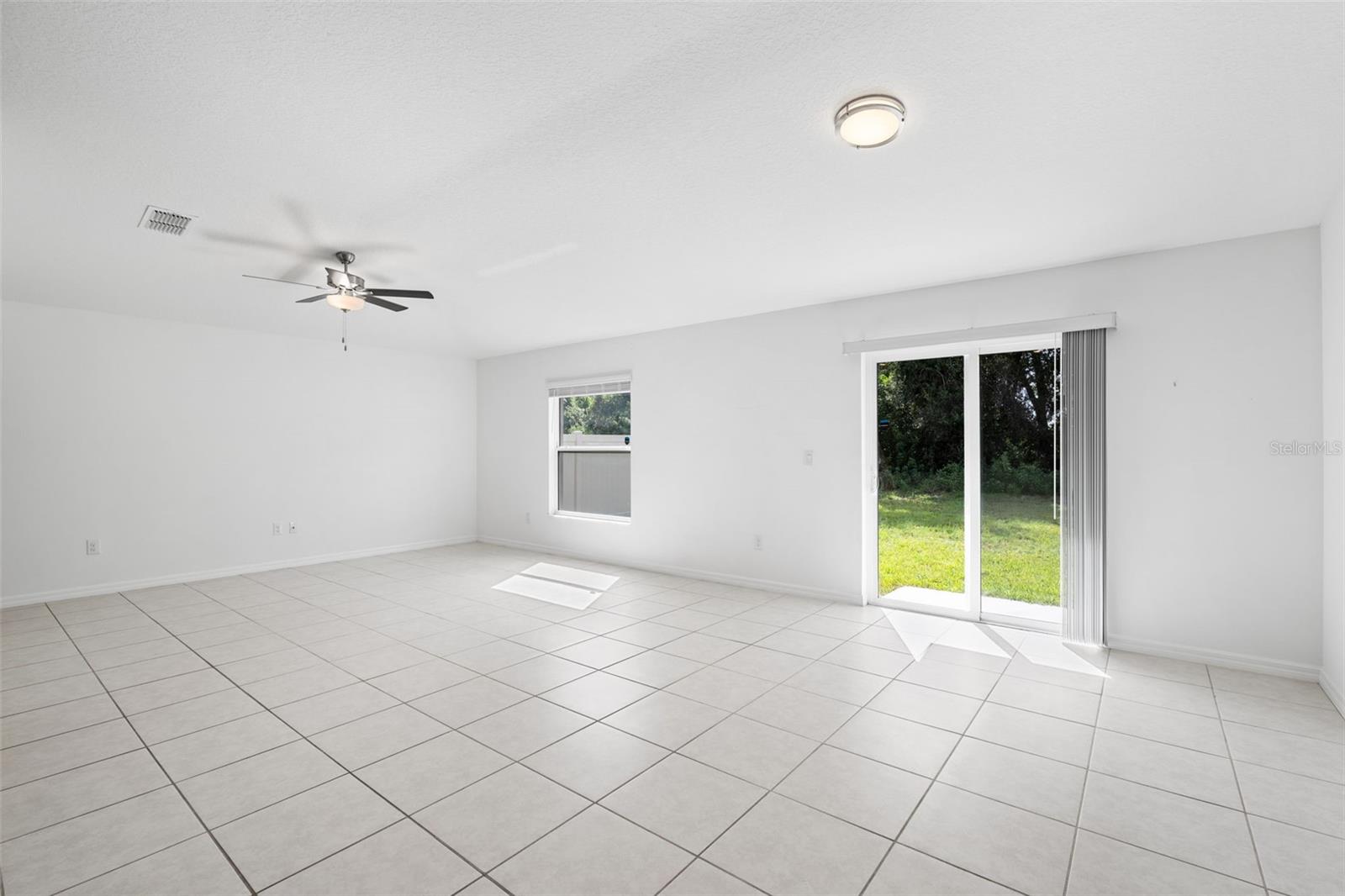 Image 25 of 63 For 5524 Blue Azure Drive