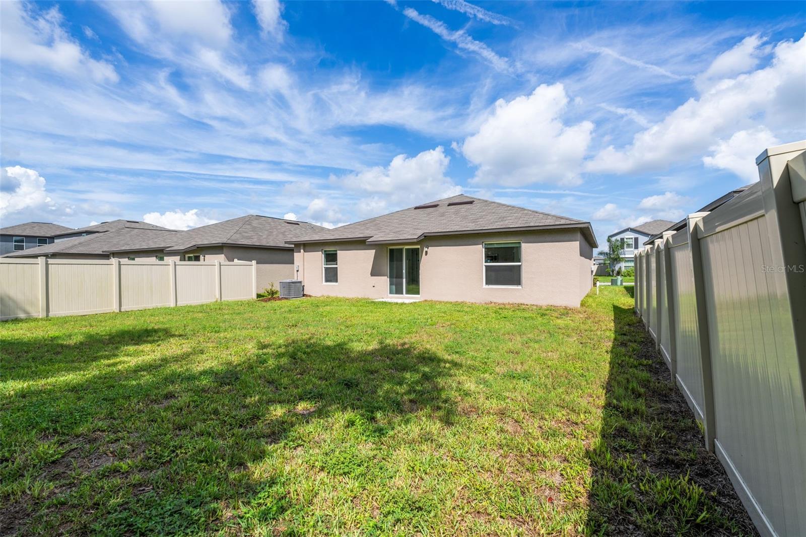 Image 52 of 63 For 5524 Blue Azure Drive