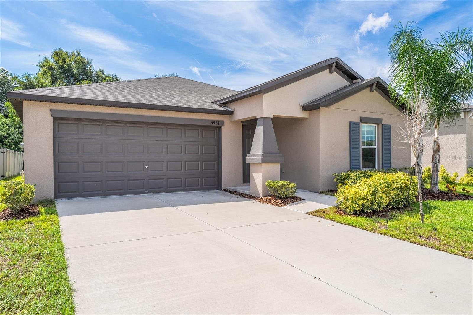 Image 9 of 63 For 5524 Blue Azure Drive