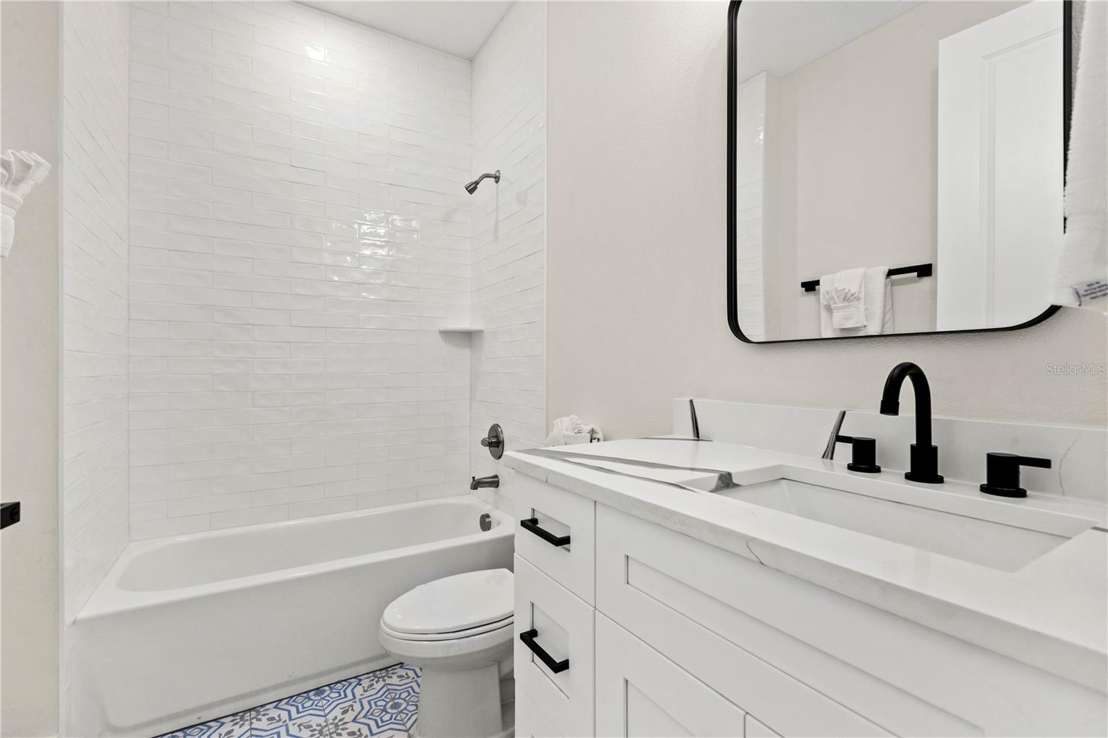 Image 36 of 64 For 121 Warren Avenue 1