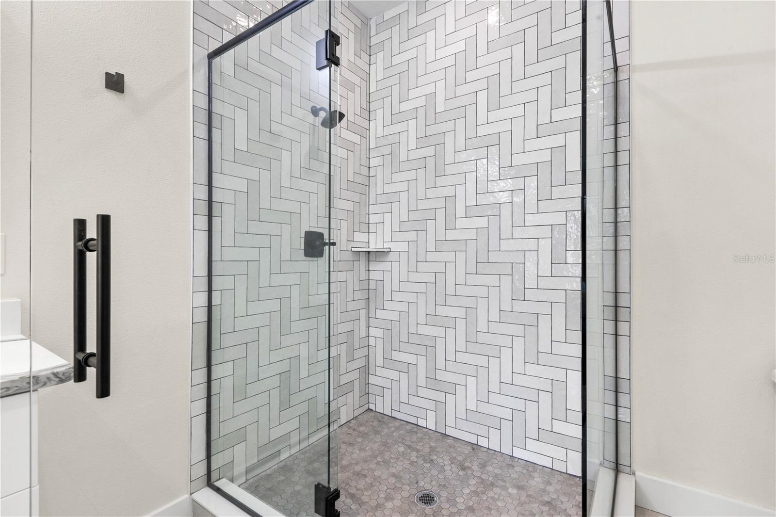 Image 41 of 64 For 121 Warren Avenue 1
