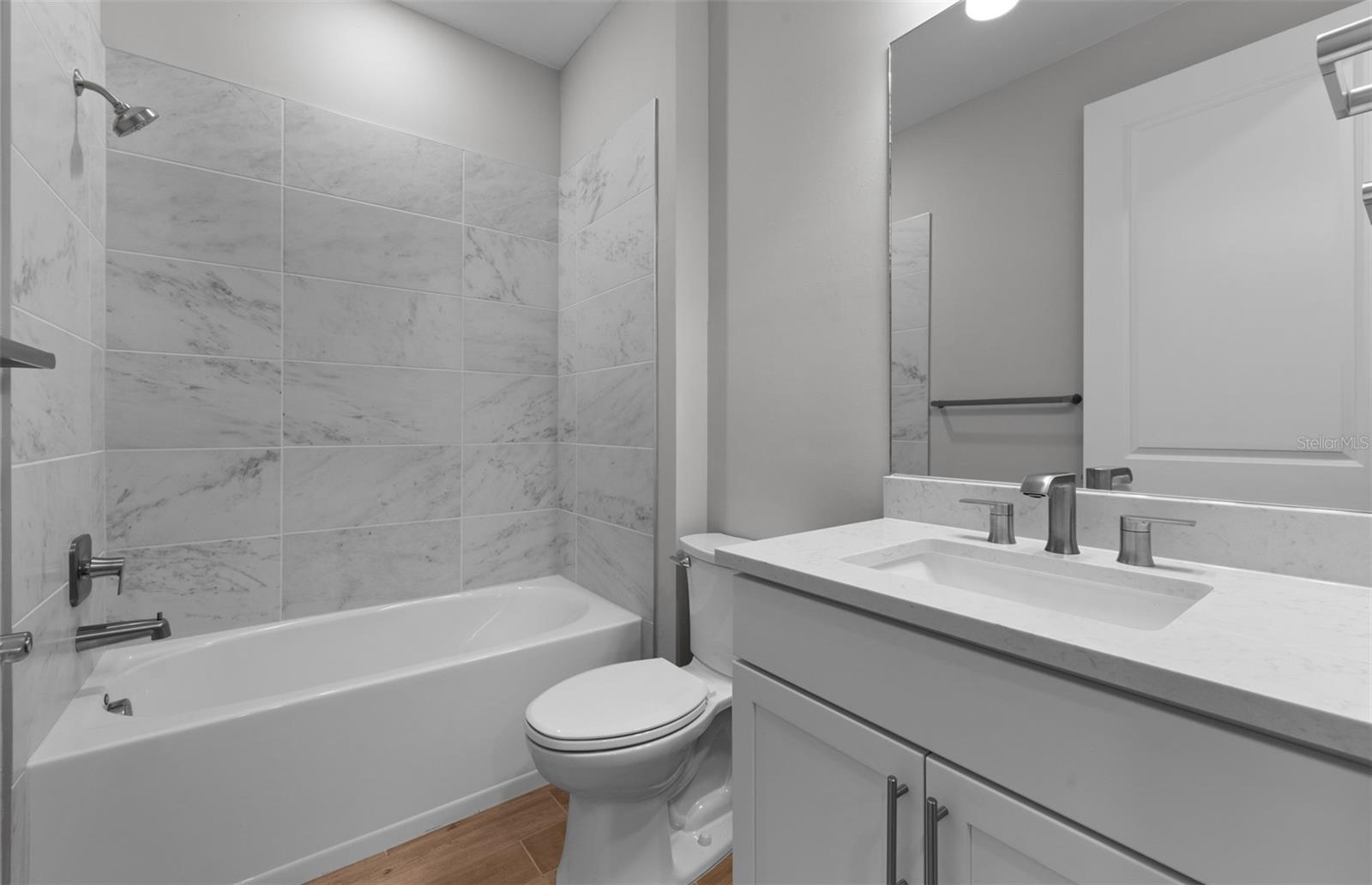 Image 16 of 27 For 4620 Blue Star Court