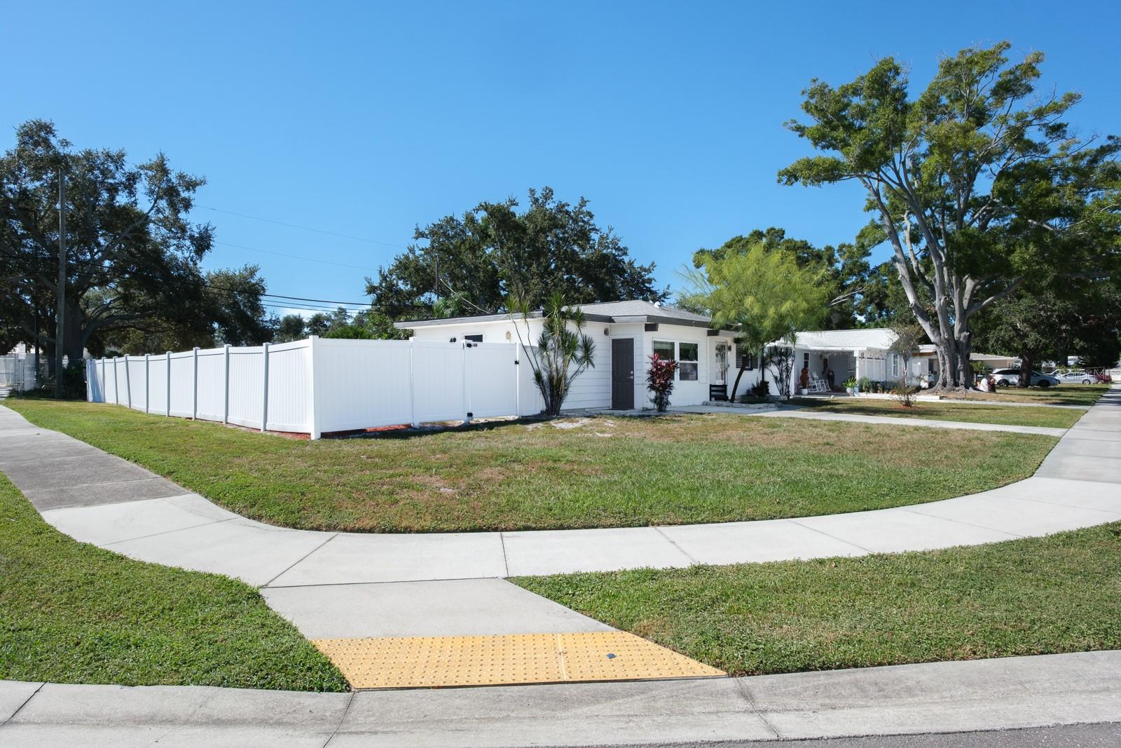 Image 4 of 54 For 7000 Delta Way