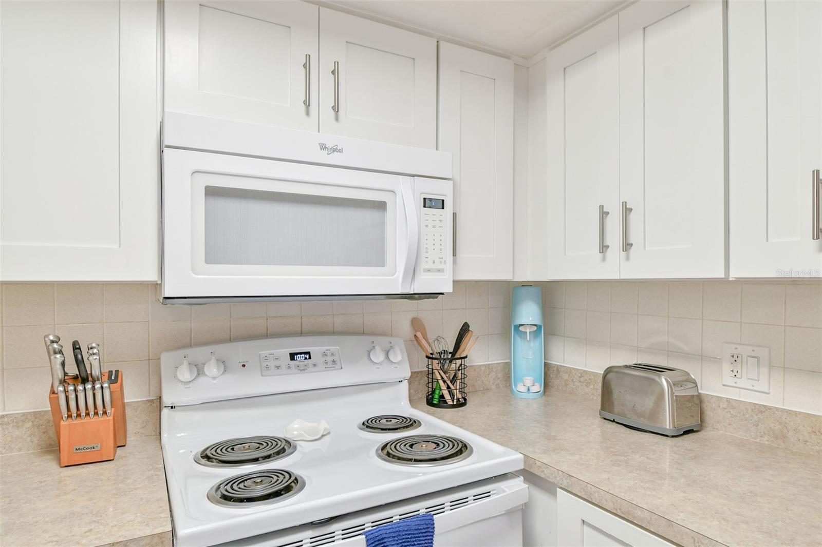 Image 15 of 51 For 411 Marjon Avenue