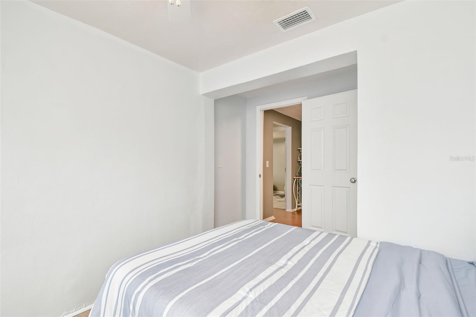 Image 31 of 51 For 411 Marjon Avenue