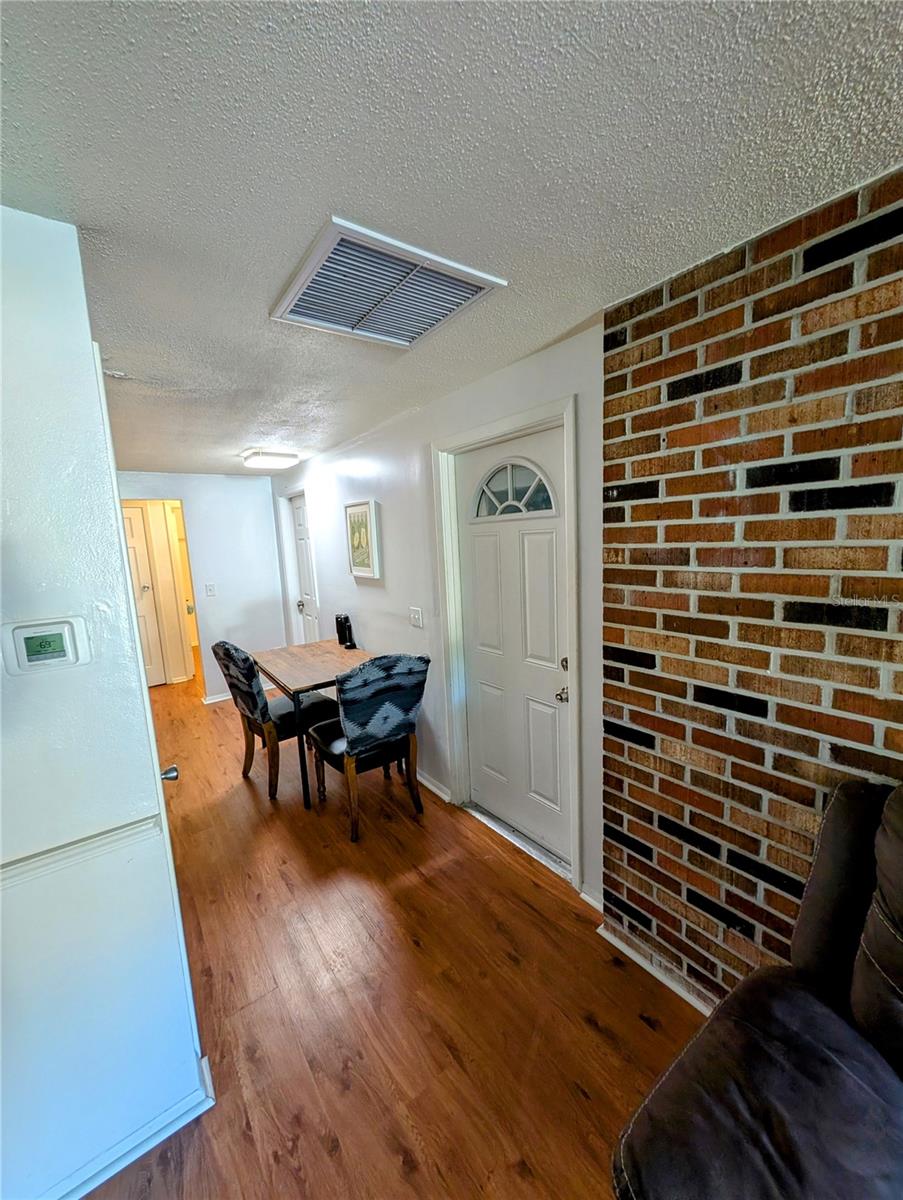 Image 33 of 51 For 411 Marjon Avenue