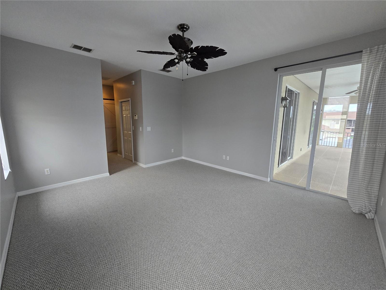 Image 17 of 51 For 7423 Southwind Drive