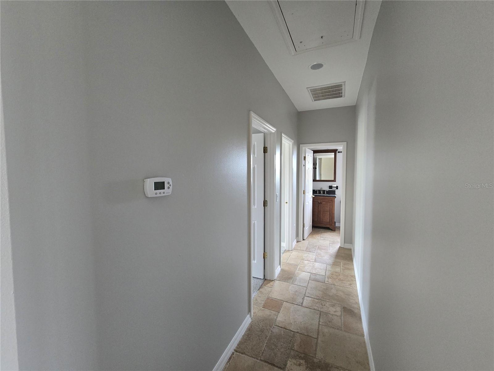 Image 29 of 51 For 7423 Southwind Drive