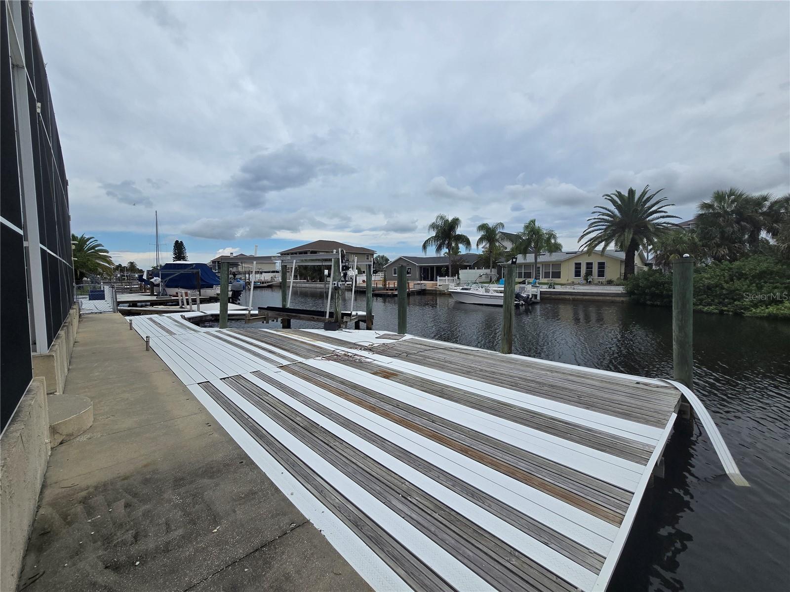 Image 46 of 51 For 7423 Southwind Drive