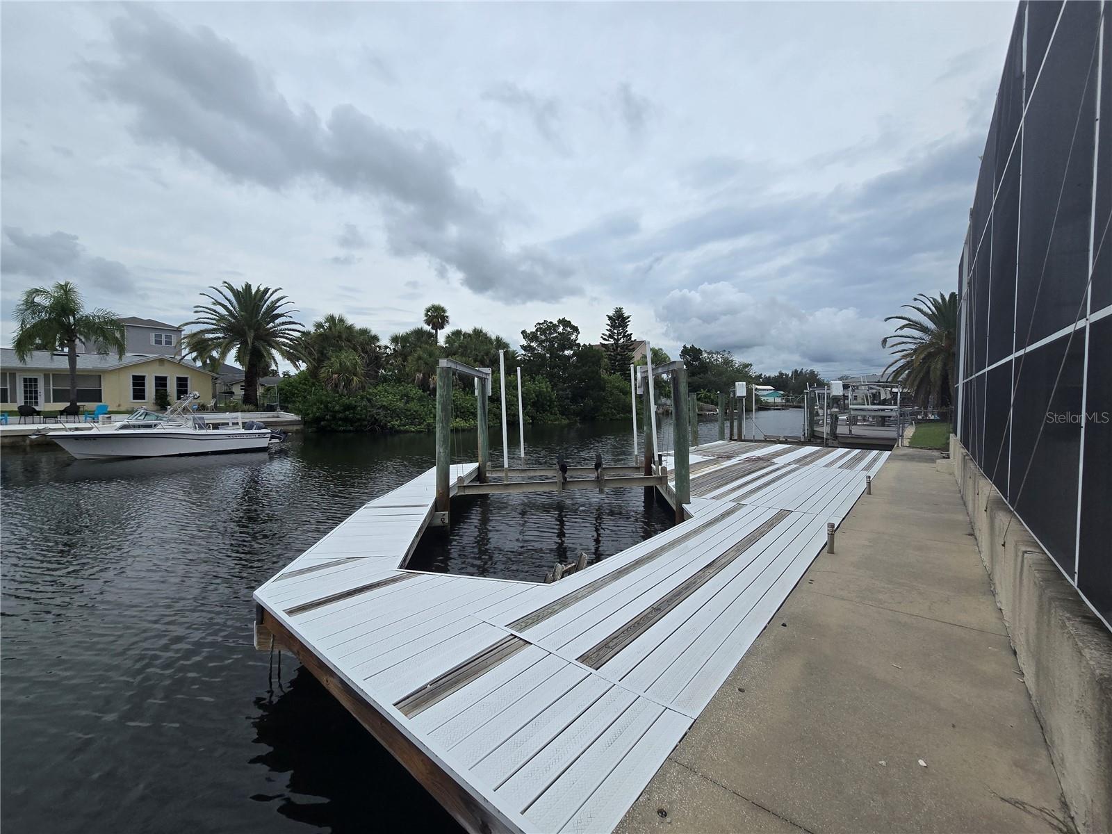 Image 47 of 51 For 7423 Southwind Drive