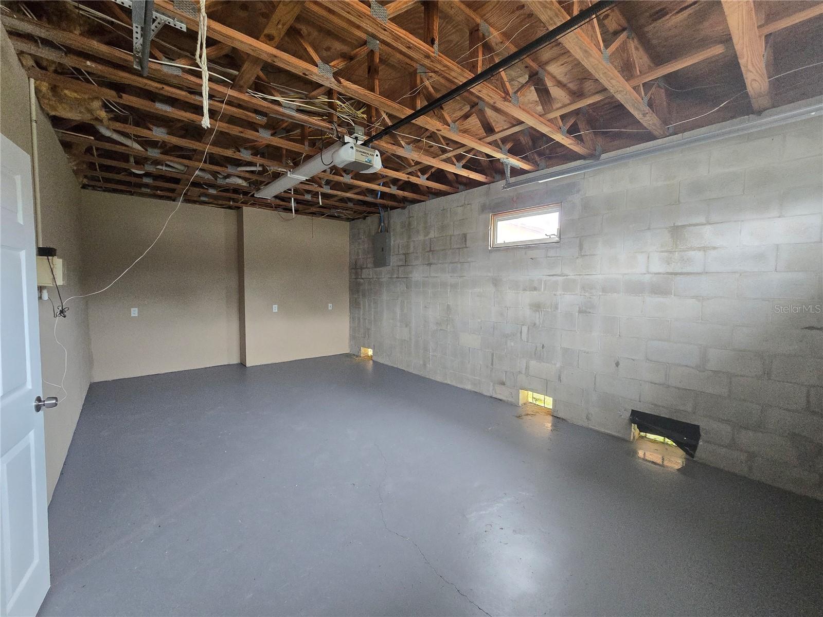 Image 49 of 51 For 7423 Southwind Drive