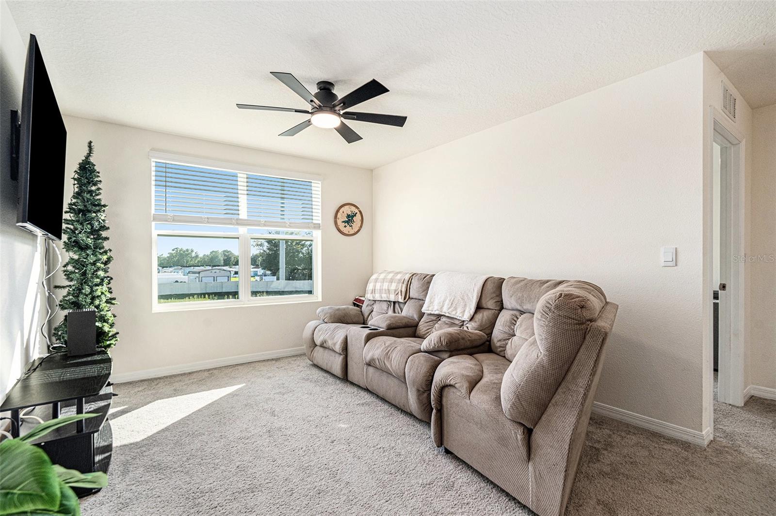 Image 14 of 35 For 37158 Angel Wings Avenue