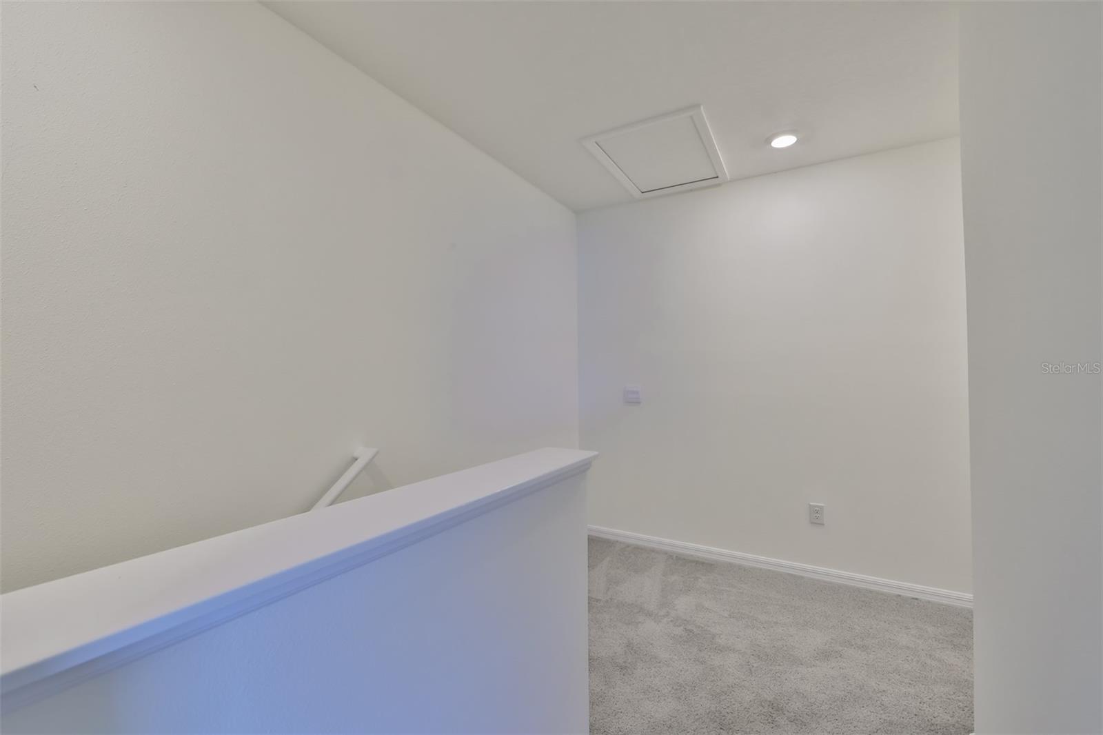 Image 13 of 38 For 233 Mangrove Shade Circle