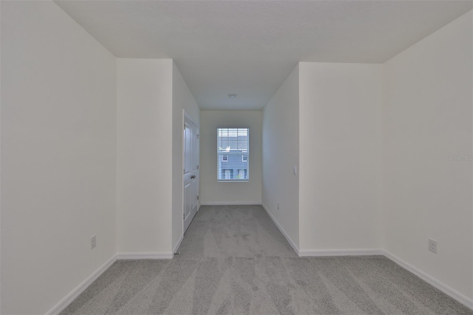 Image 18 of 38 For 233 Mangrove Shade Circle