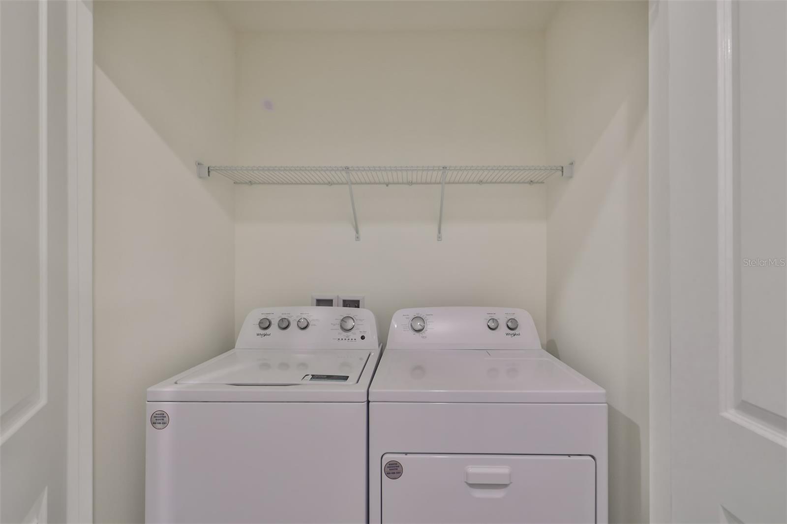 Image 21 of 38 For 233 Mangrove Shade Circle