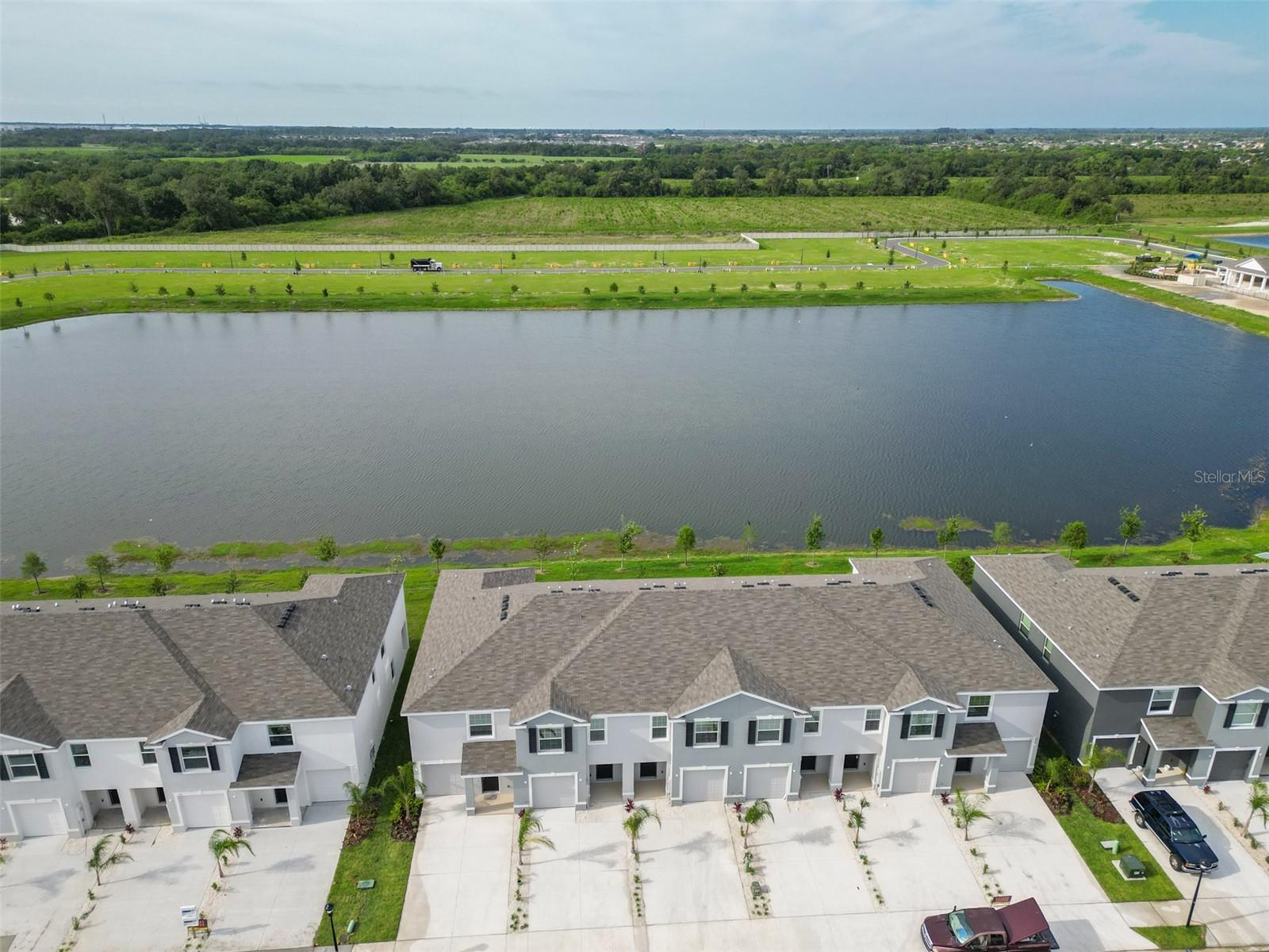 Image 36 of 38 For 233 Mangrove Shade Circle