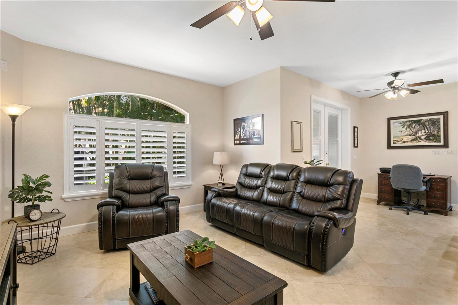 Image 3 of 16 For 6345 Vista Verde Drive E