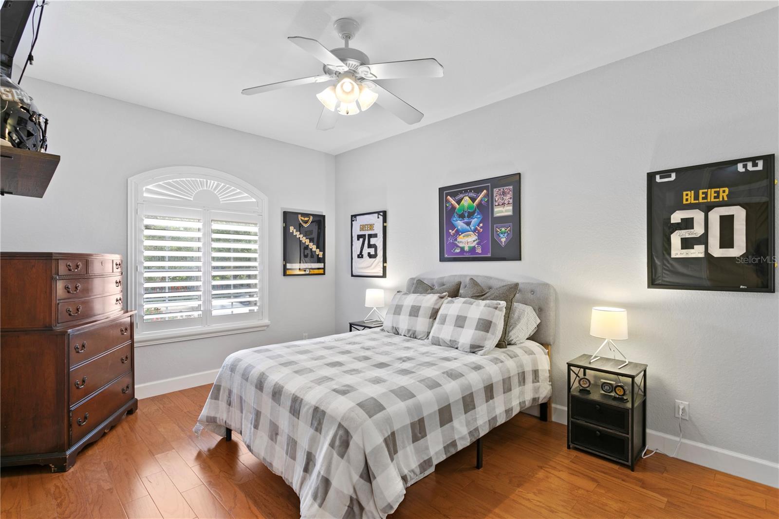 Image 7 of 16 For 6345 Vista Verde Drive E
