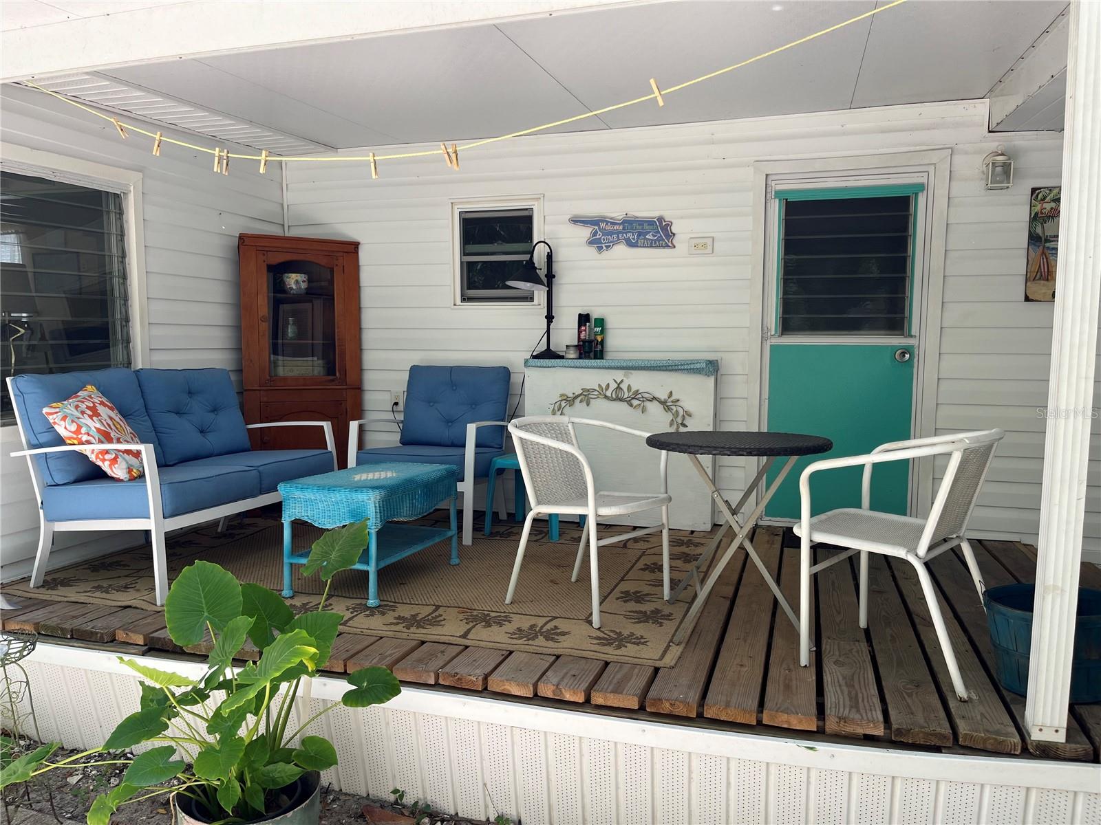 Image 11 of 52 For 604 Hillsborough Street 30