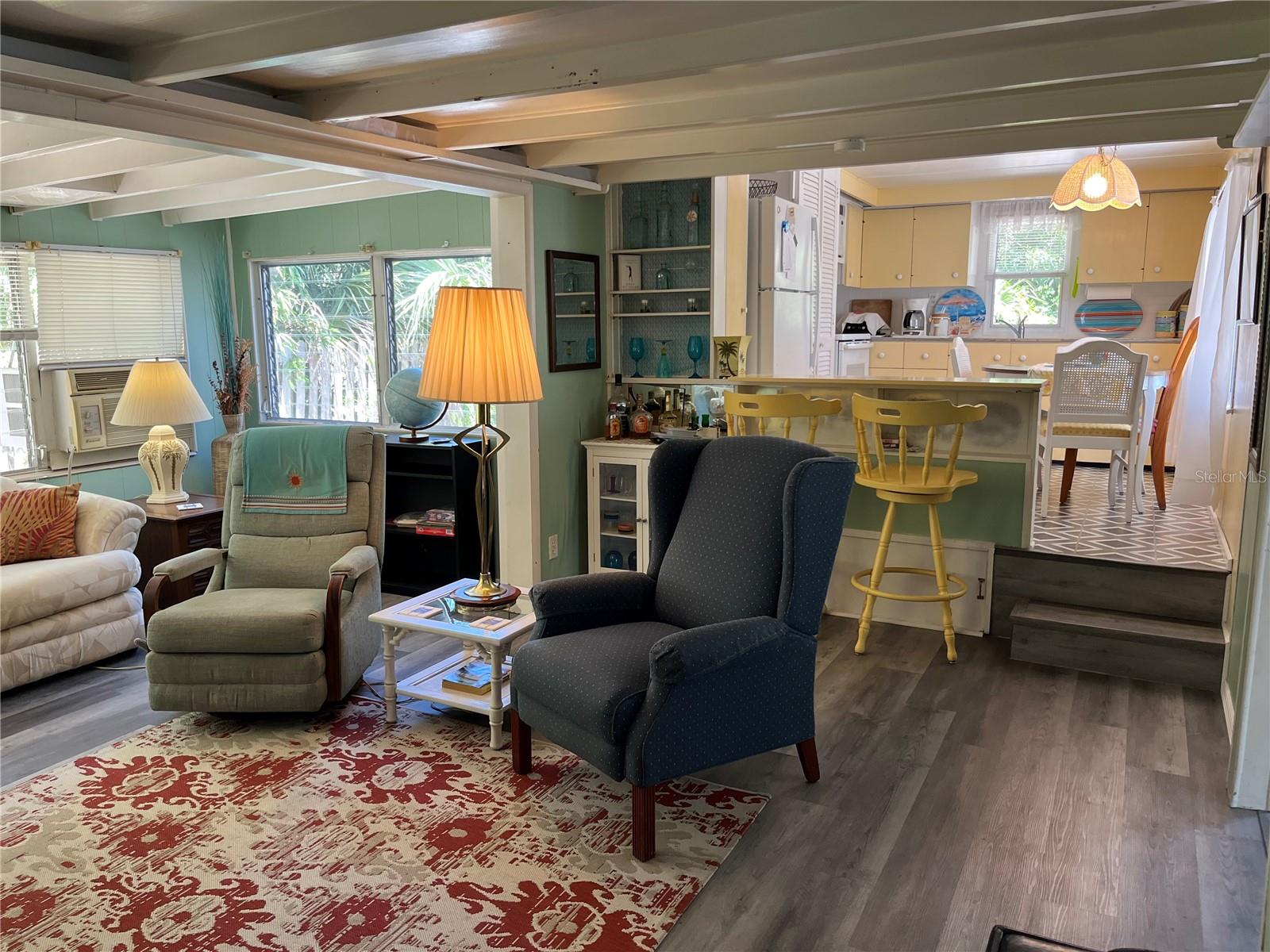 Image 20 of 52 For 604 Hillsborough Street 30