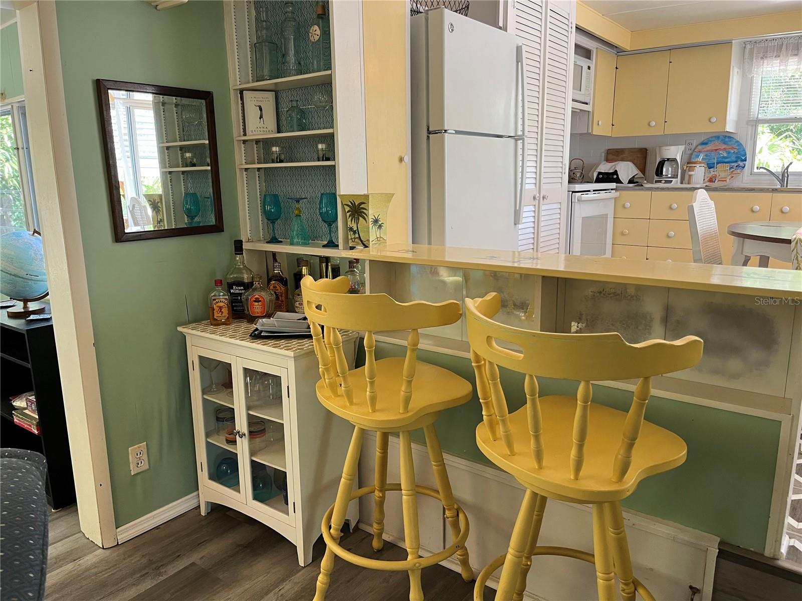 Image 27 of 52 For 604 Hillsborough Street 30