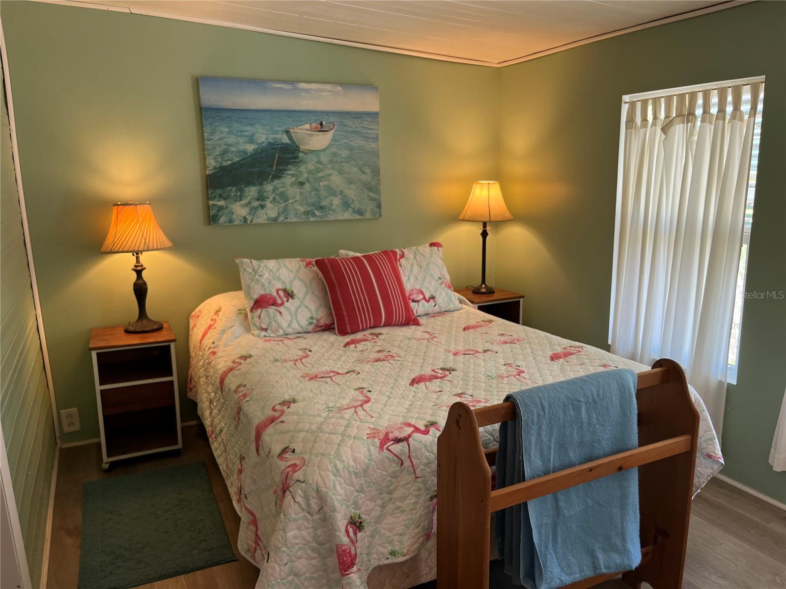 Image 36 of 52 For 604 Hillsborough Street 30