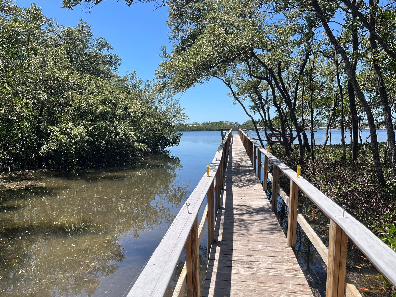 Image 47 of 52 For 604 Hillsborough Street 30