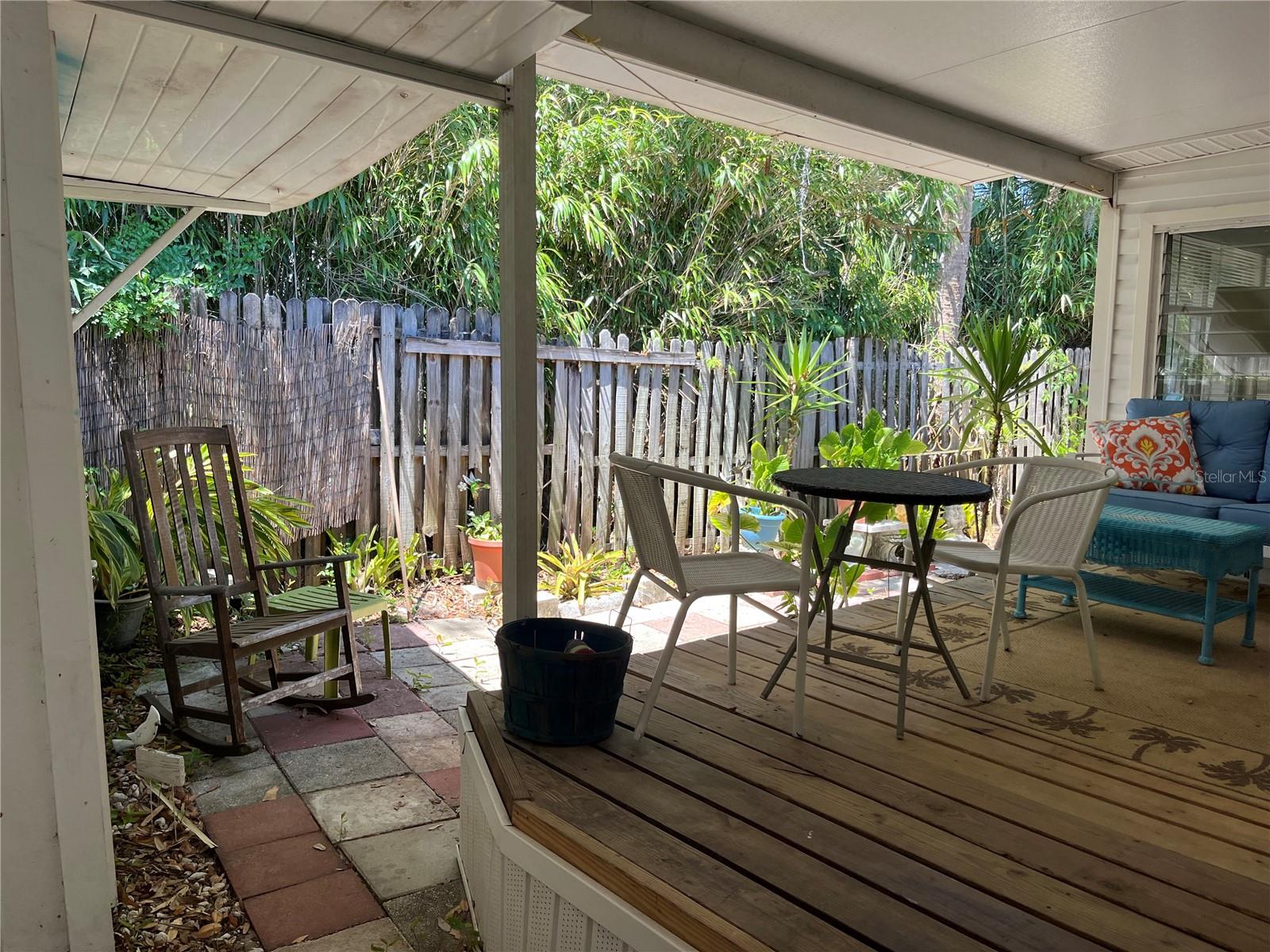 Image 9 of 52 For 604 Hillsborough Street 30