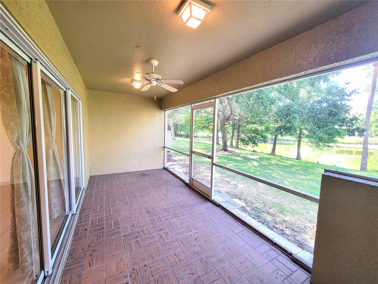 Image 20 of 51 For 11237 Kapok Grand Circle