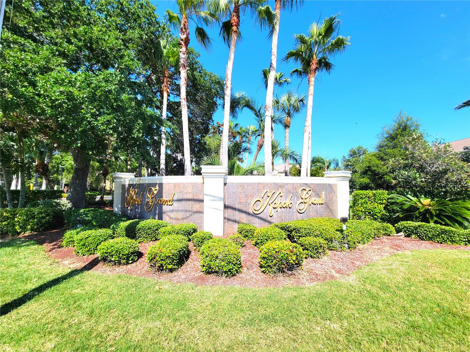 Image 3 of 51 For 11237 Kapok Grand Circle