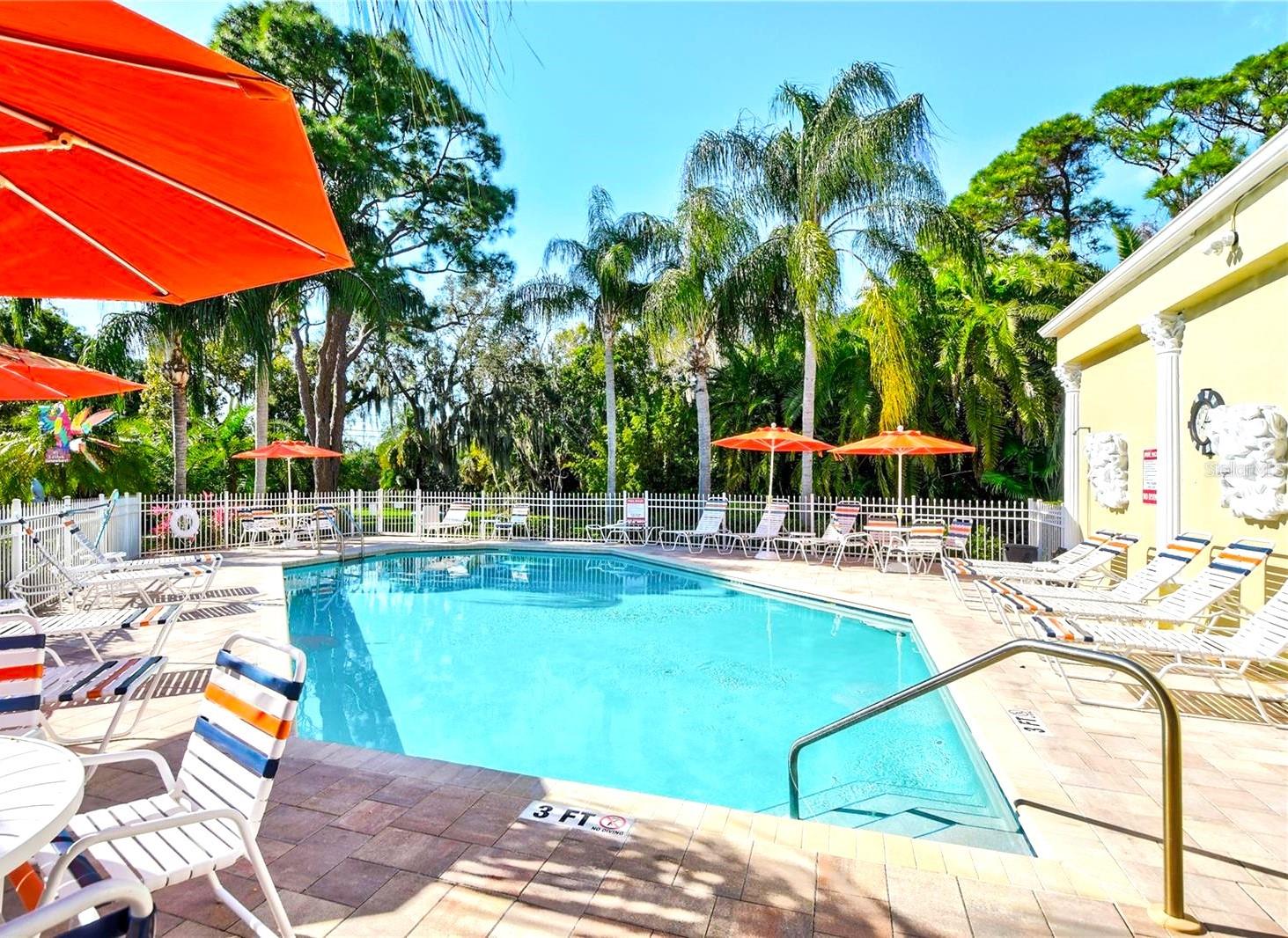 Image 41 of 51 For 11237 Kapok Grand Circle