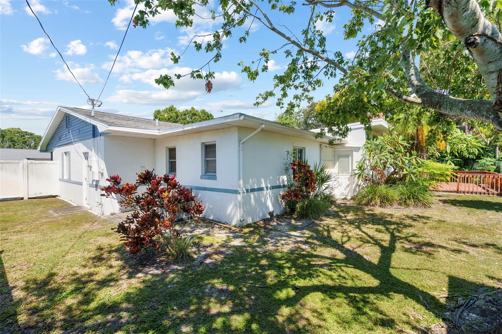 Image 41 of 51 For 6286 23rd Terrace N