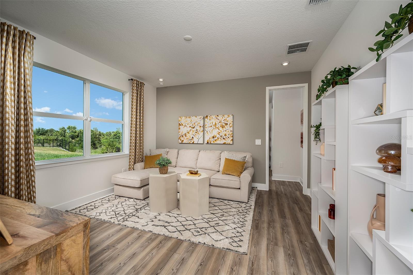 Image 21 of 53 For 18432 Vista Park Terrace