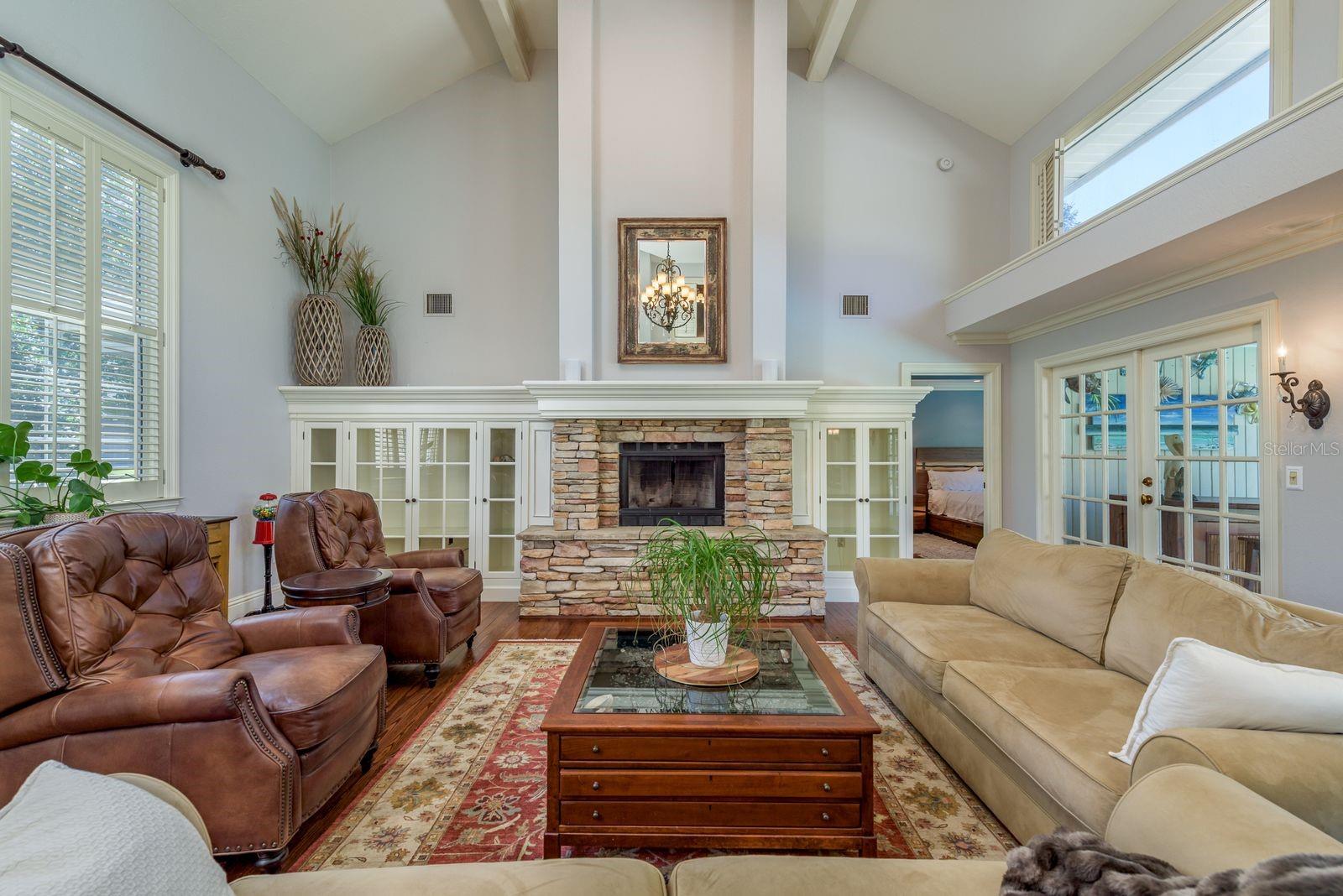 Listing photo id 8 for 2354 Stag Run Boulevard