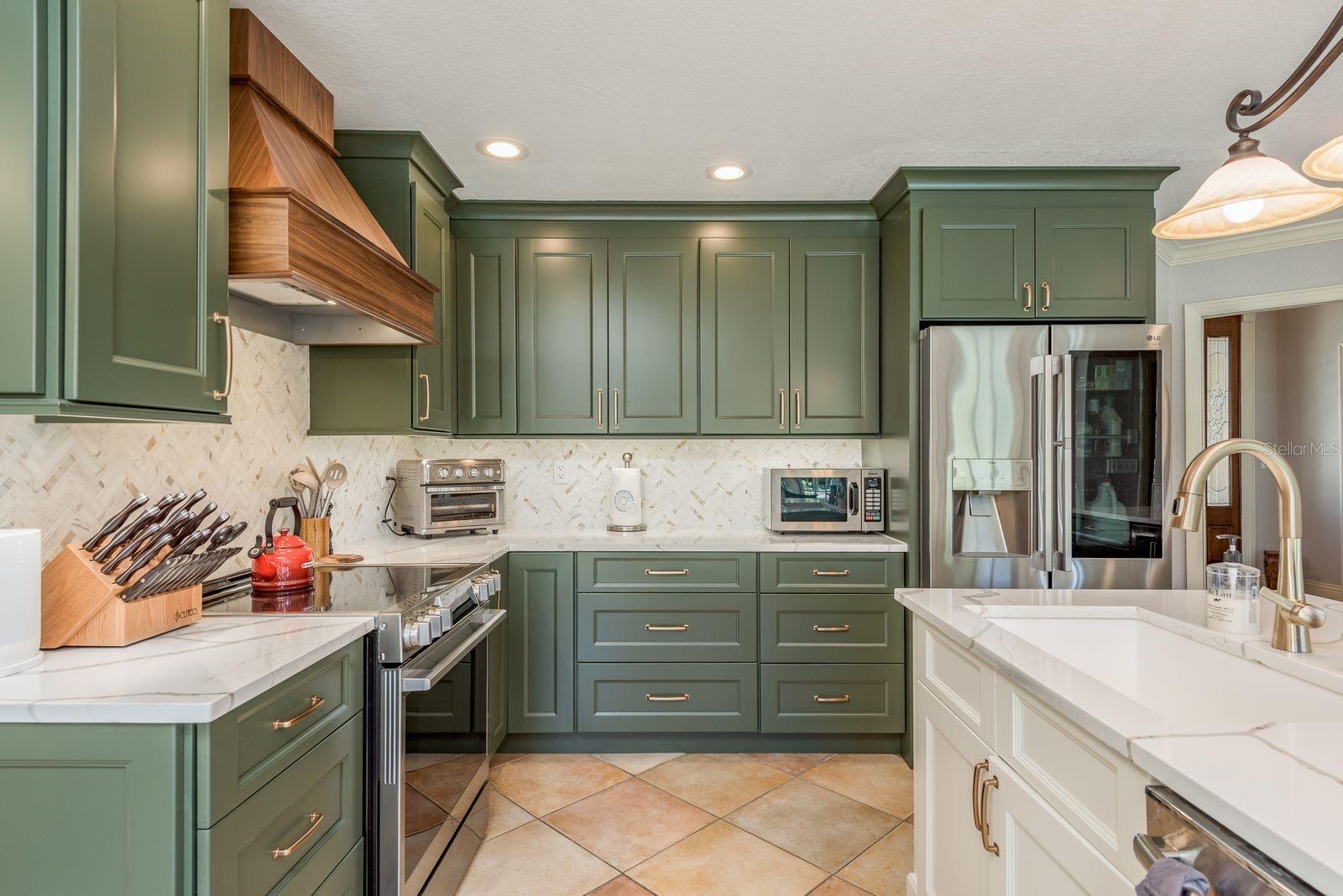 Listing photo id 15 for 2354 Stag Run Boulevard