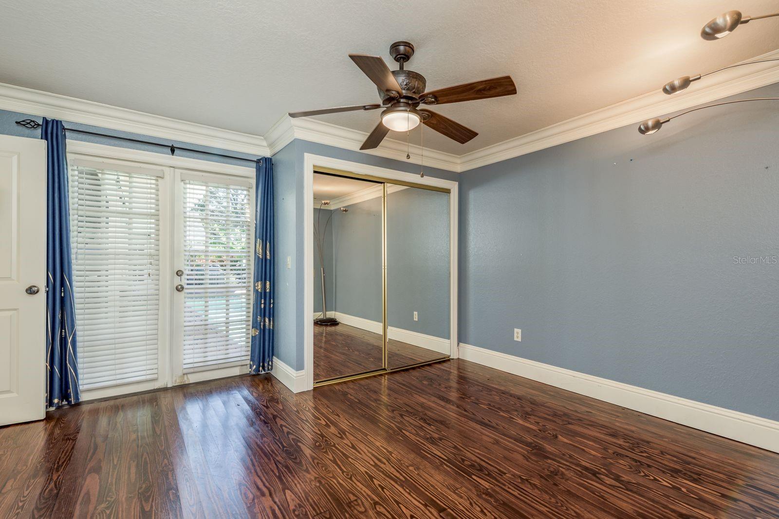 Listing photo id 24 for 2354 Stag Run Boulevard