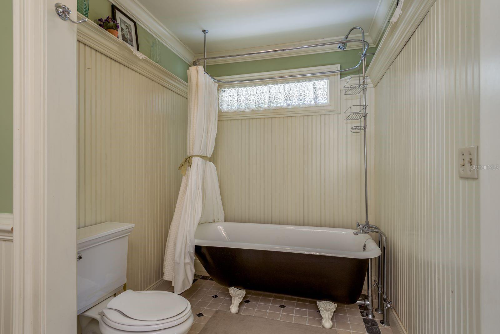 Listing photo id 37 for 2354 Stag Run Boulevard