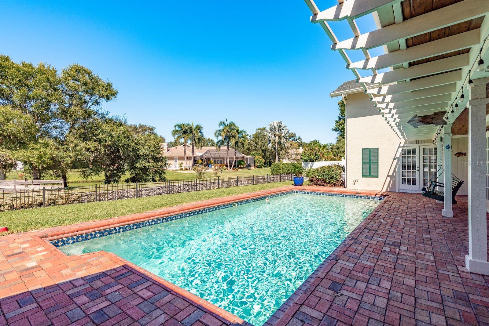 Listing photo id 45 for 2354 Stag Run Boulevard