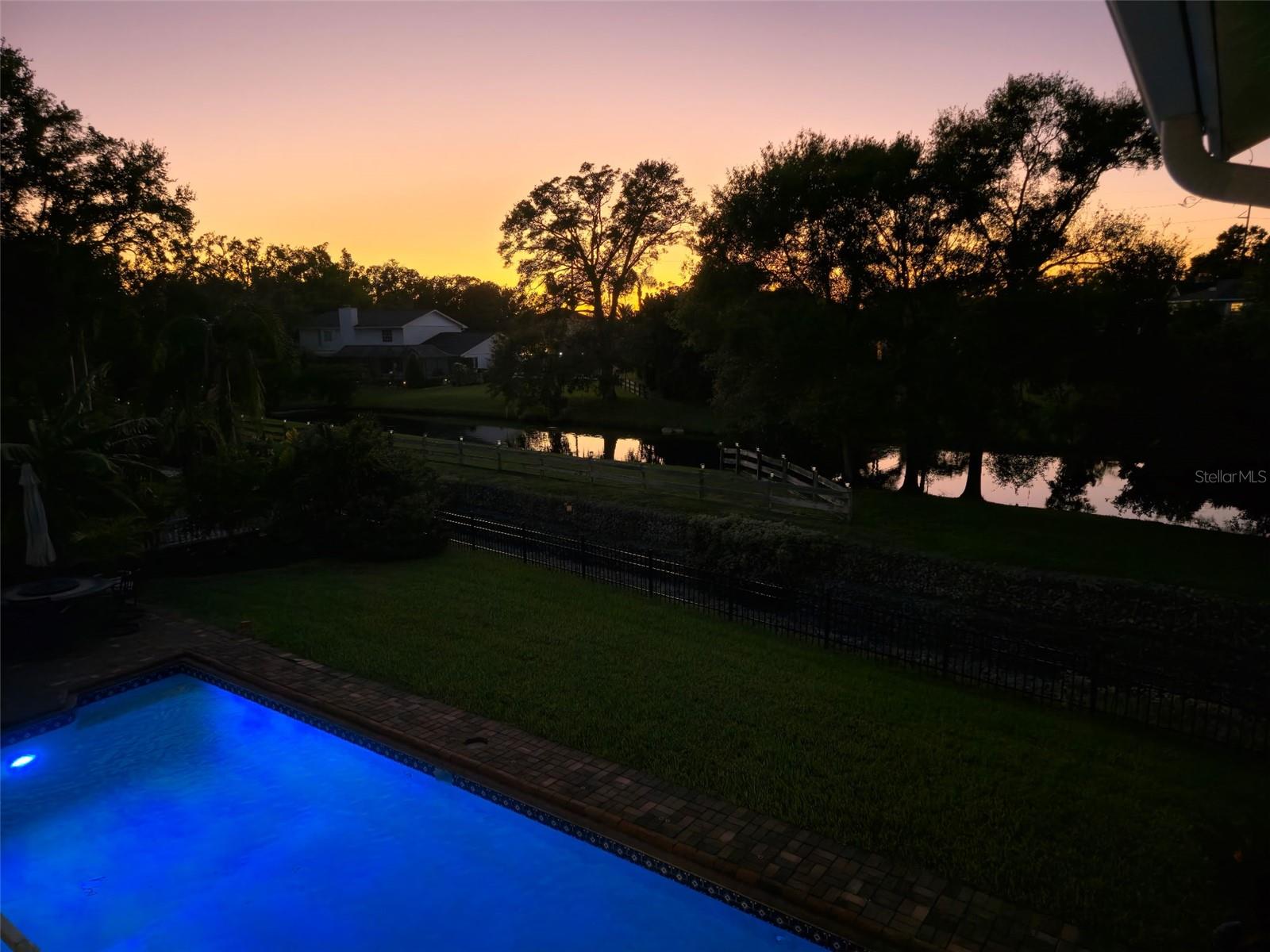 Listing photo id 58 for 2354 Stag Run Boulevard