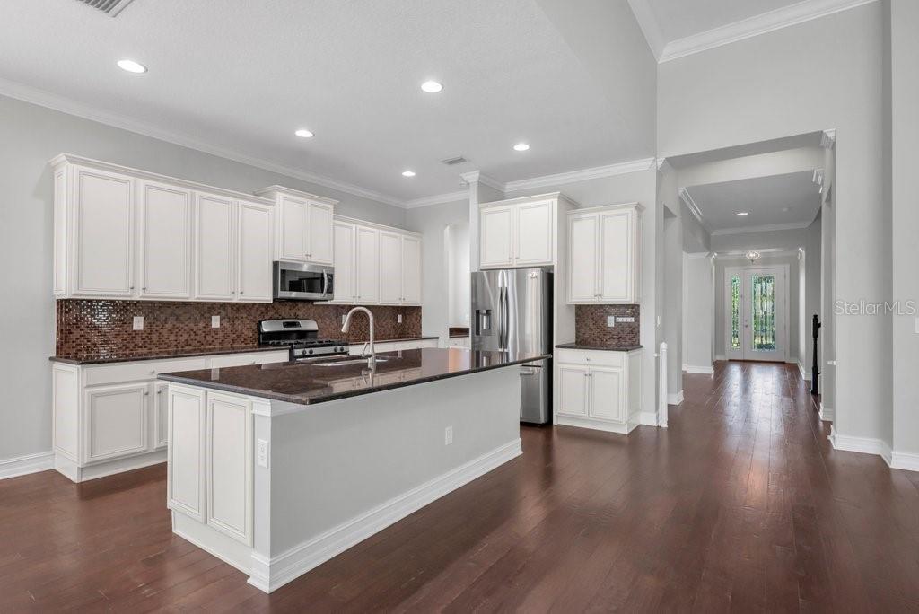 Image 16 of 55 For 15607 Sunset Run Lane