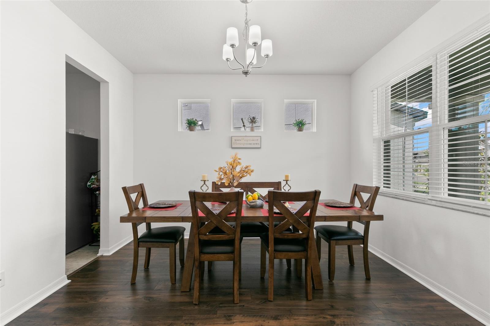 Image 16 of 60 For 16044 Sonoma Grove Circle