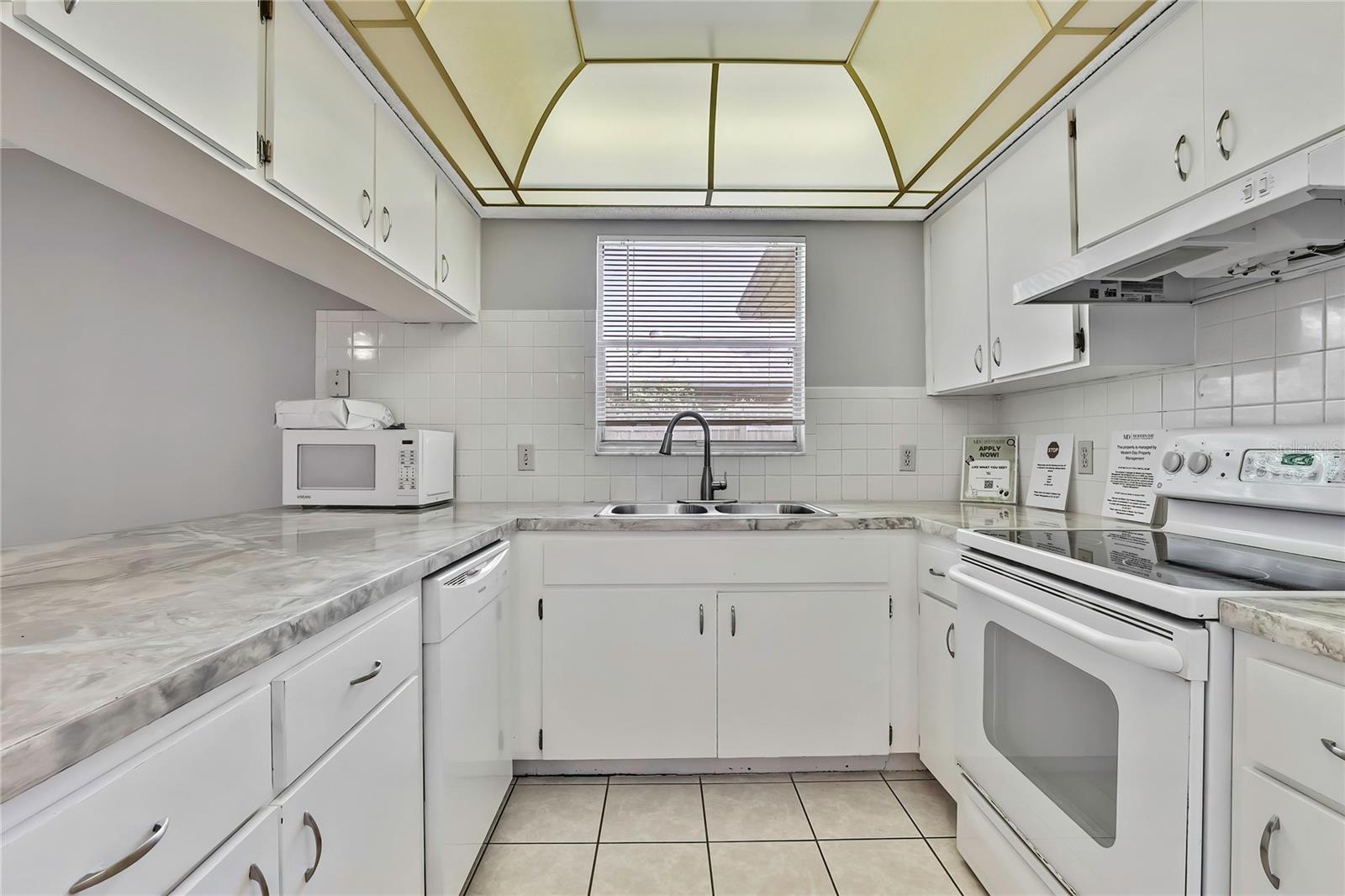 Image 8 of 37 For 2453 Keeport Drive