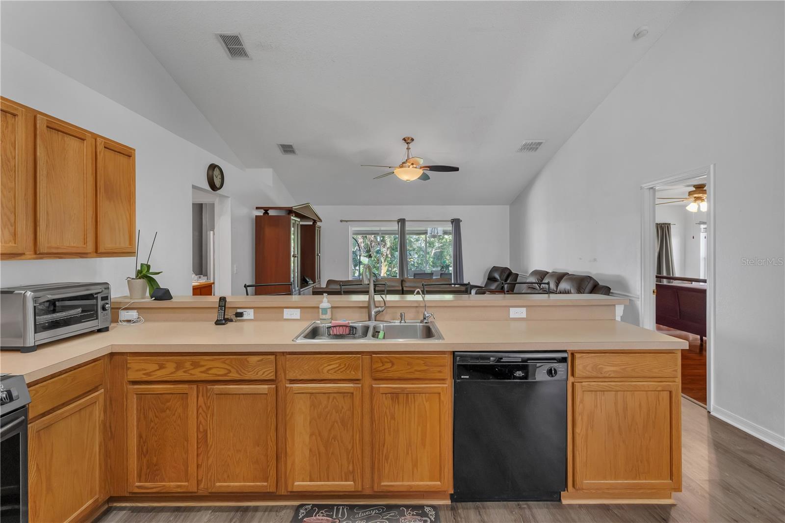 Image 15 of 43 For 2926 Foraker Way