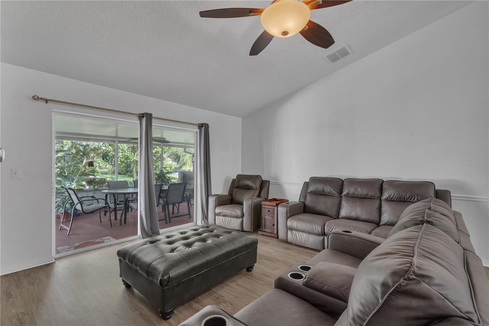 Image 17 of 43 For 2926 Foraker Way