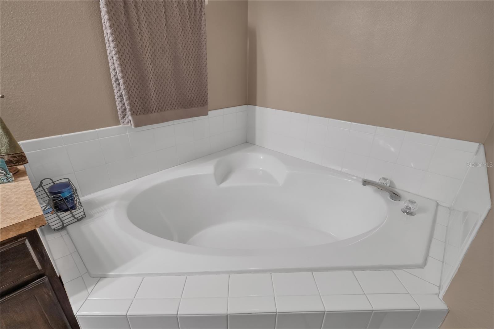 Image 27 of 43 For 2926 Foraker Way