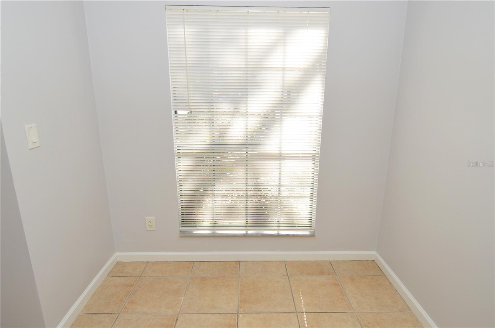 Image 12 of 90 For 8609 Mallard Reserve Drive 101