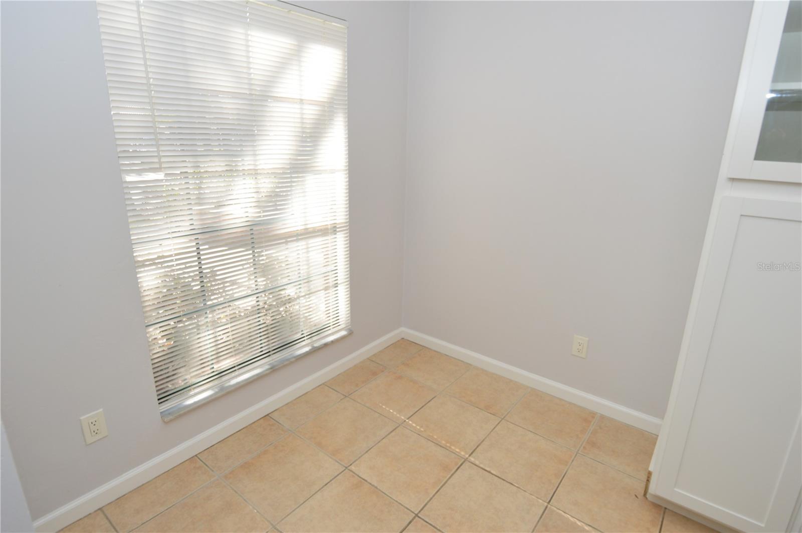 Image 13 of 90 For 8609 Mallard Reserve Drive 101