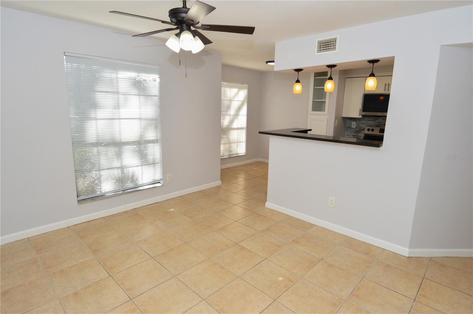 Image 14 of 90 For 8609 Mallard Reserve Drive 101