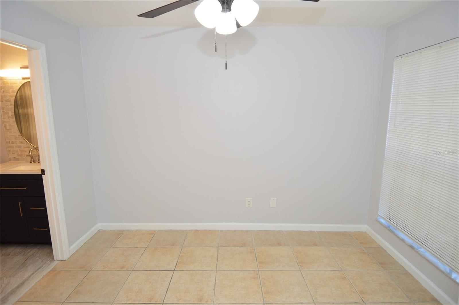 Image 27 of 90 For 8609 Mallard Reserve Drive 101