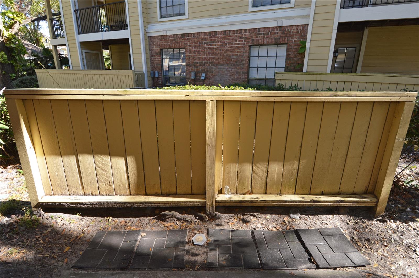 Image 40 of 90 For 8609 Mallard Reserve Drive 101